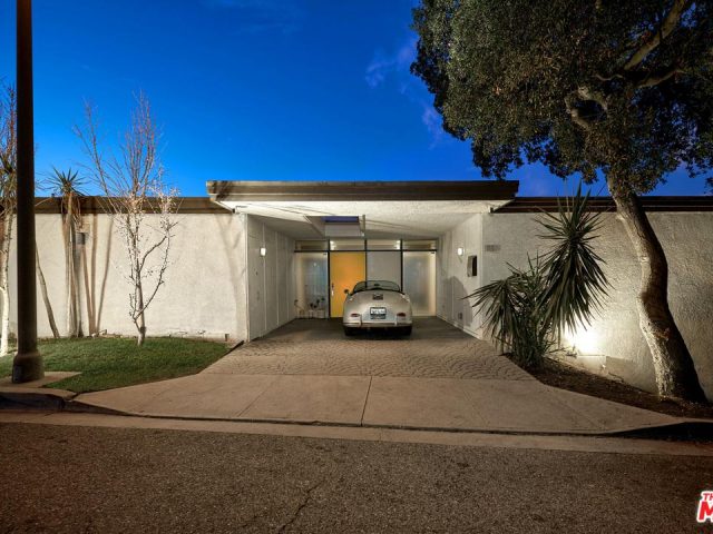 1031 Oberlin Drive- Chris Jacobs