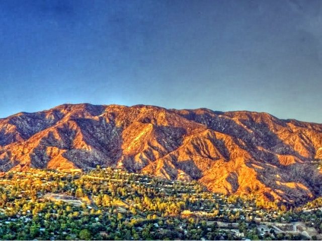La Crescenta Homes For Sale