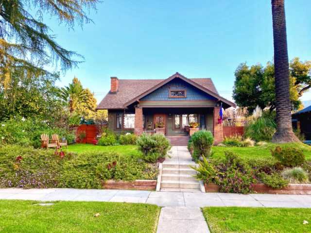 Bungalow Heaven Bungalow