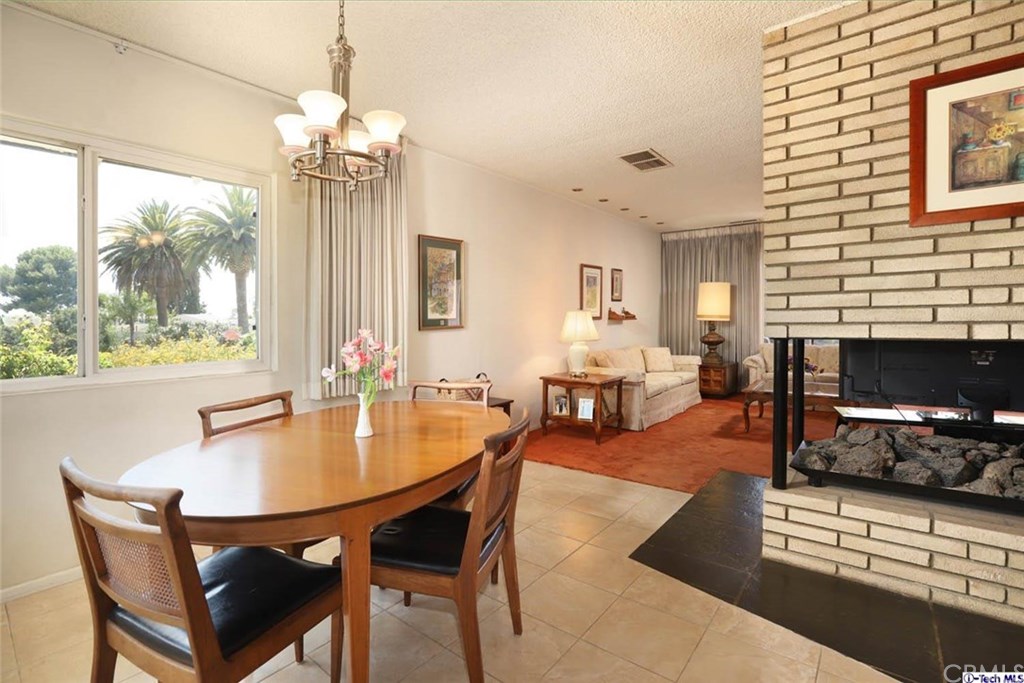 Cool Home Crush Mid Century Adams Hill Glendale DIGGS 818.396.7588