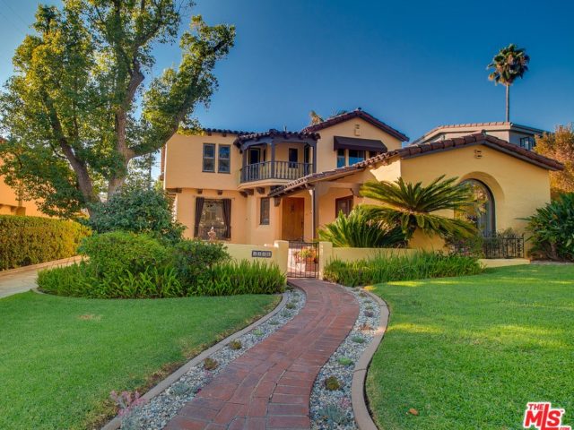 Spanish Revial home in Rossmoyne Glendale Ca