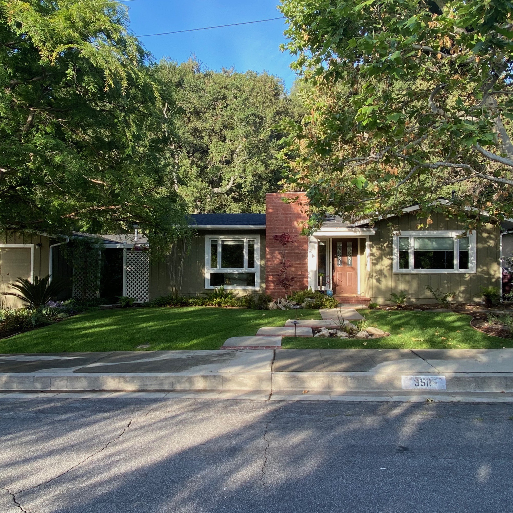 Whiting Woods Homes For Sale Glendale DIGGS 818.396.7588