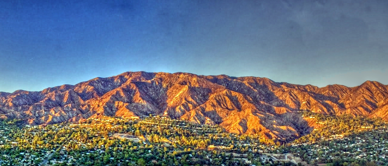 La CrescentaMontrose Homes For Sale Glendale DIGGS 818.396.7588